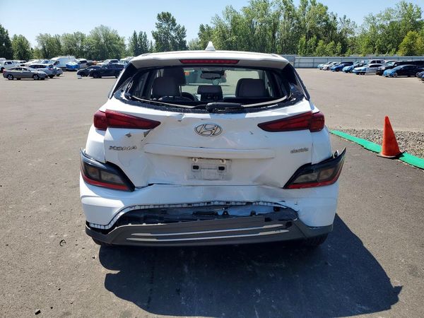 2023 HYUNDAI KONA SE