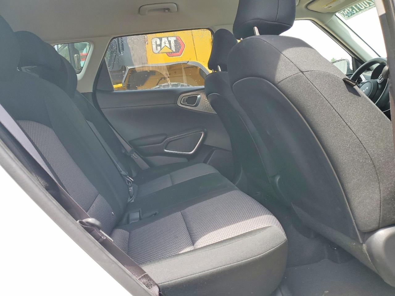 2025 KIA SOUL LX, S