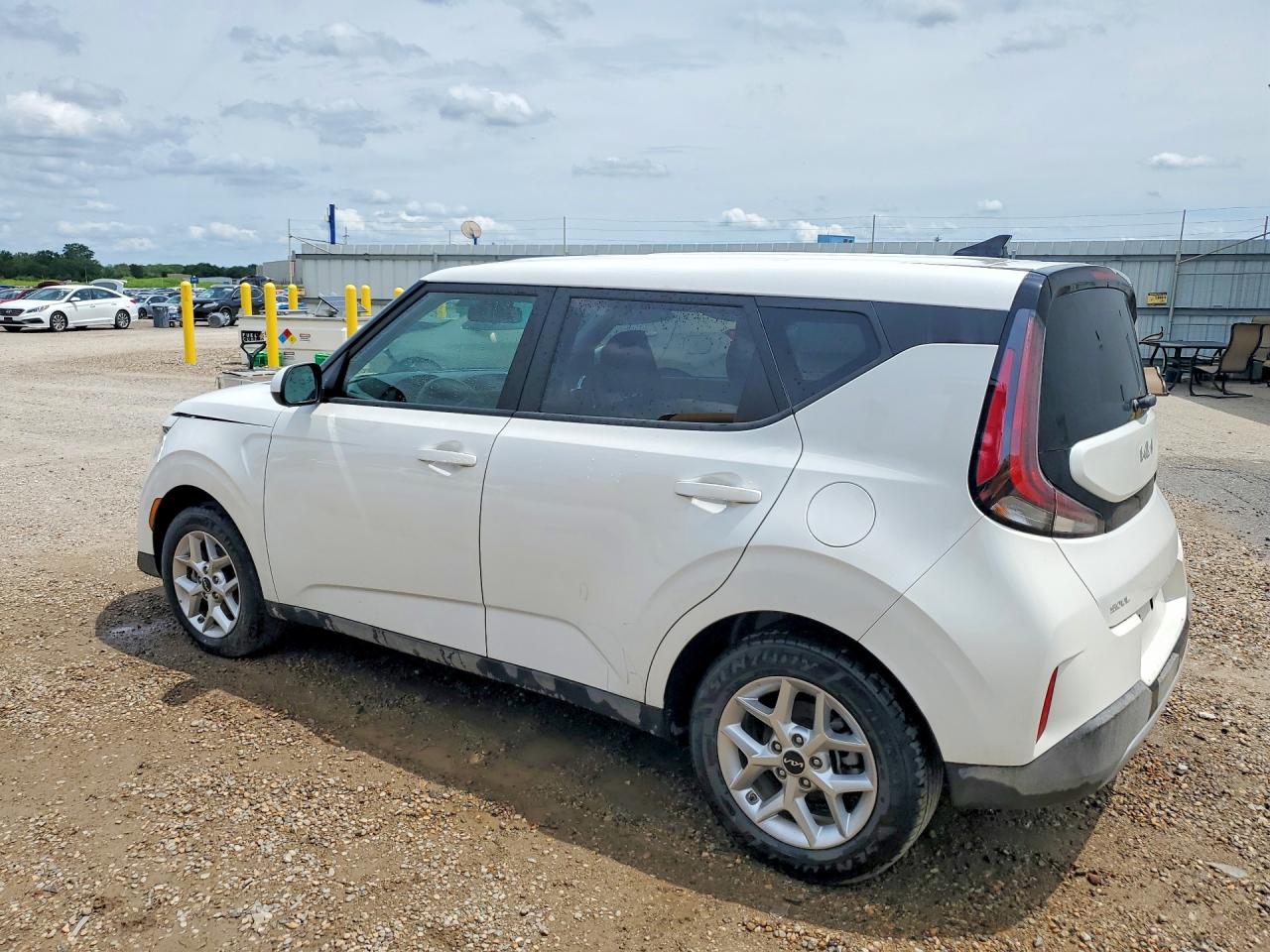 2025 KIA SOUL LX, S