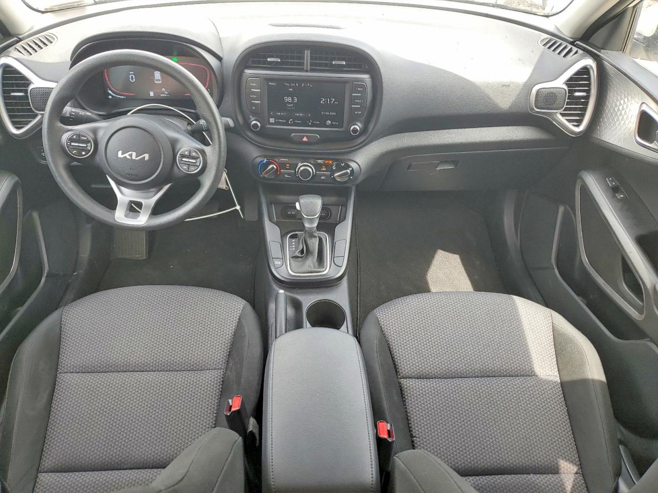 2025 KIA SOUL LX, S