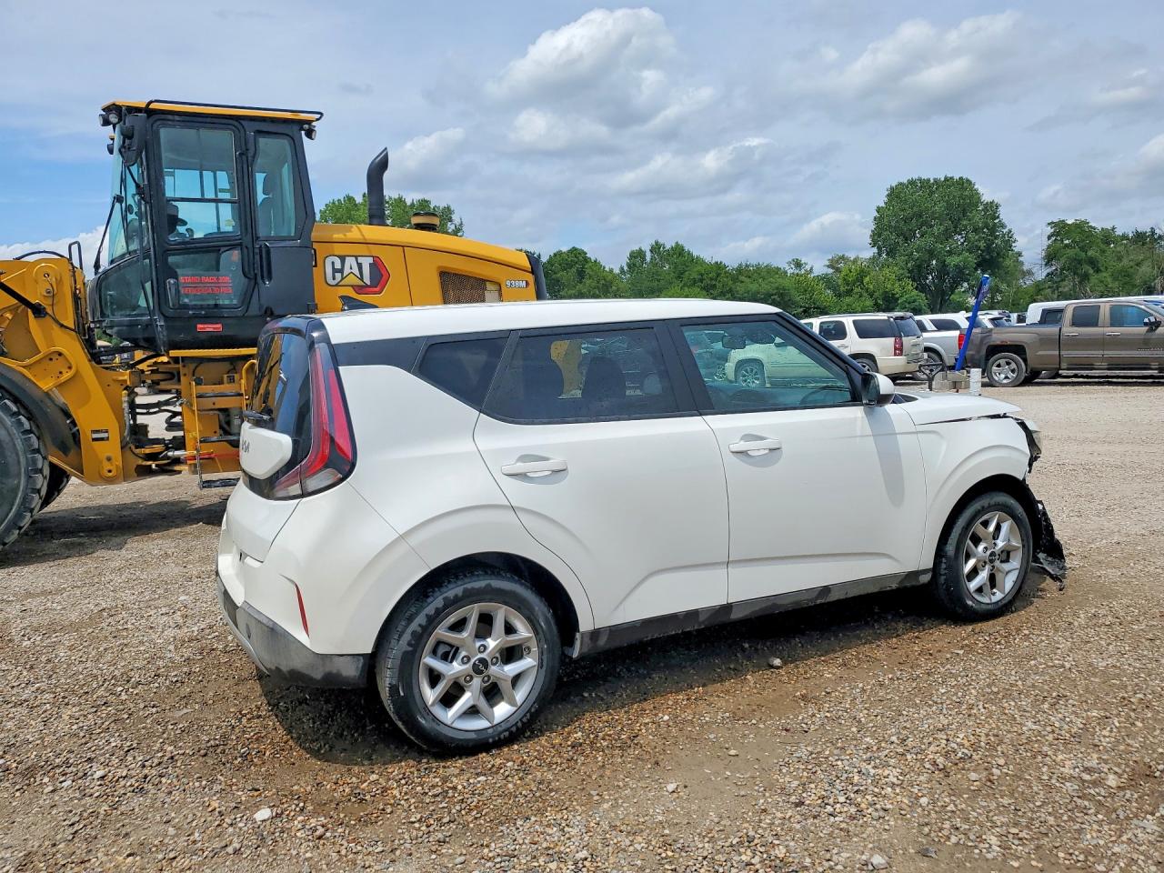 2025 KIA SOUL LX, S