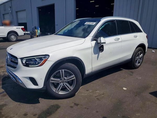 2022 MERCEDES-BENZ GLC GLC300