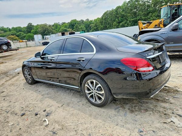 2016 MERCEDES-BENZ C