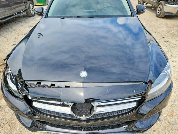 2016 MERCEDES-BENZ C