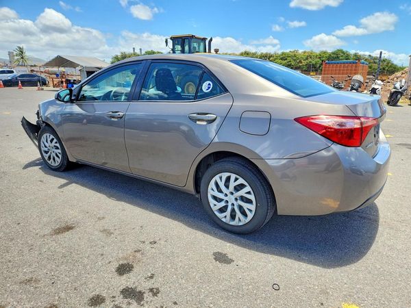 2017 TOYOTA COROLLA