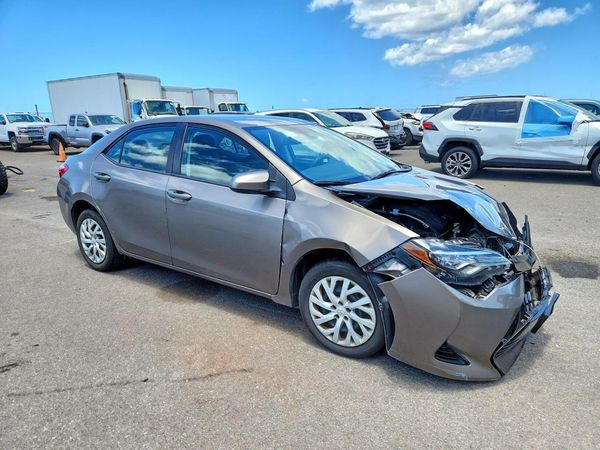 2017 TOYOTA COROLLA
