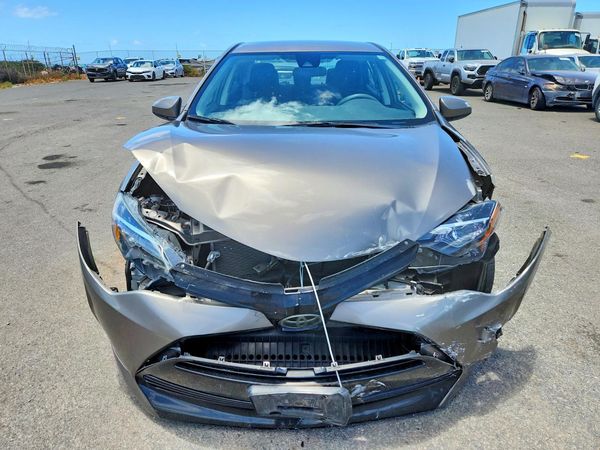 2017 TOYOTA COROLLA