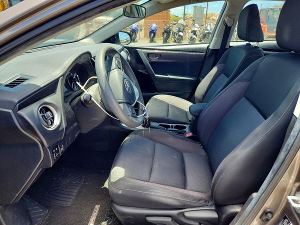 2017 TOYOTA COROLLA