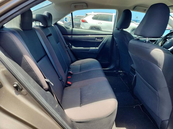 2017 TOYOTA COROLLA