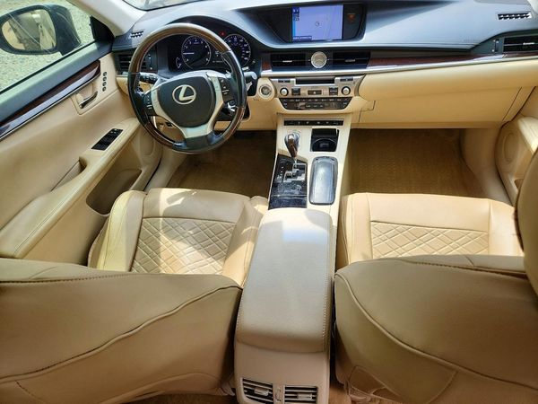 2013 LEXUS ES 350