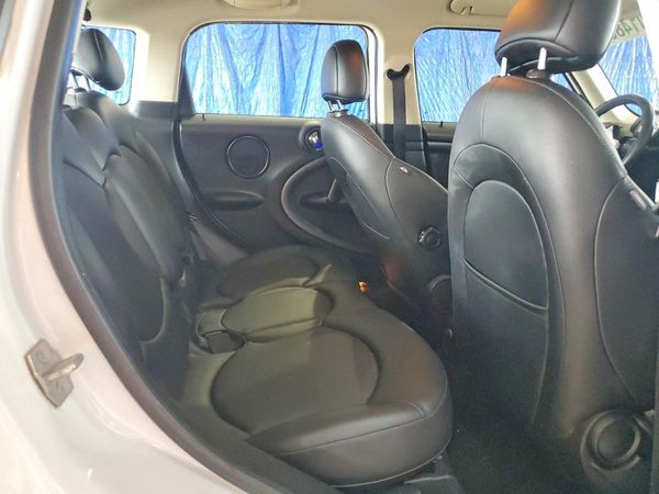 2013 MINI COOPER
