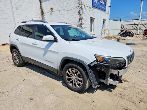 2019 JEEP CHEROKEE LATITUDE FWD