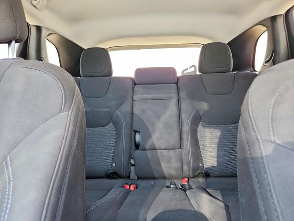 2019 JEEP CHEROKEE LATITUDE FWD