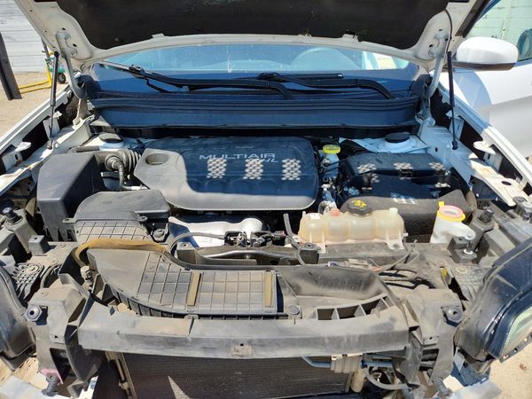 2019 JEEP CHEROKEE LATITUDE FWD