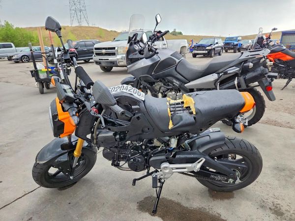 2024 HONDA GROM