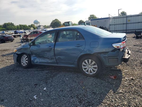 2013 TOYOTA COROLLA