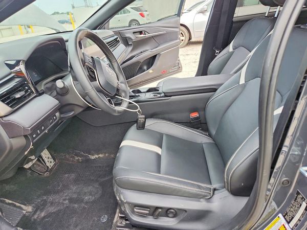 2025 TOYOTA CAMRY
