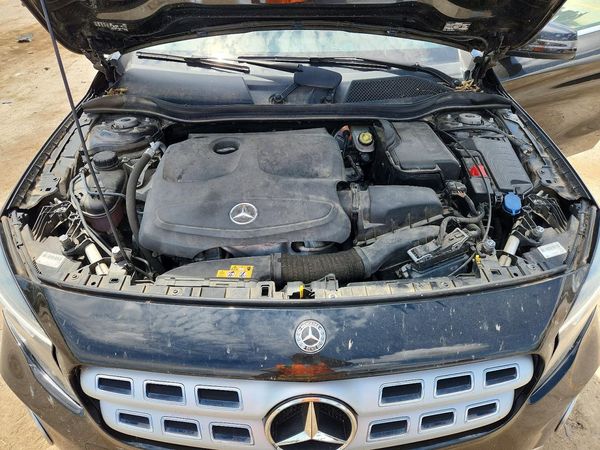 2019 MERCEDES-BENZ GLA GLA250-4M