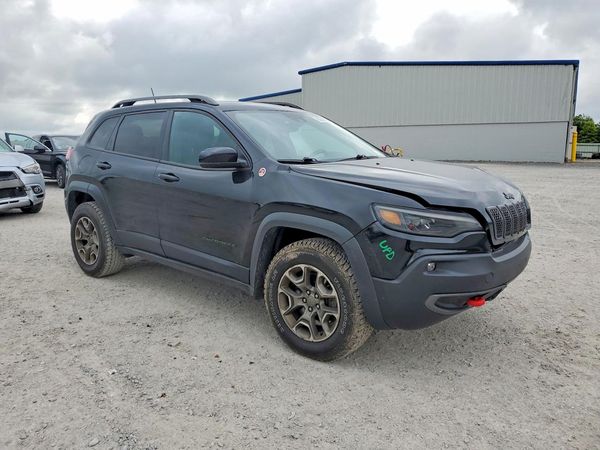 2021 JEEP CHEROKEE TRAILHAWK 4X4