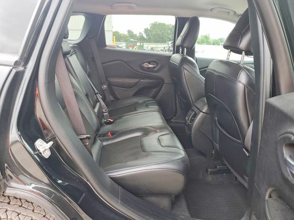 2021 JEEP CHEROKEE TRAILHAWK 4X4