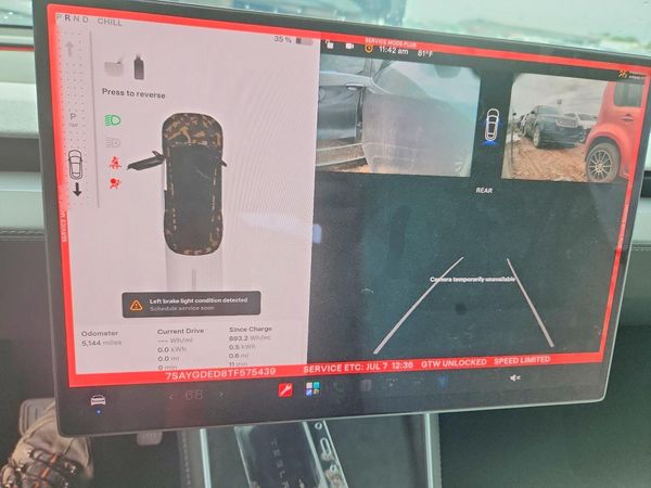 2026 TESLA MODEL Y