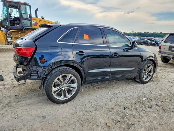 2016 AUDI Q3 quattro Premium Plus