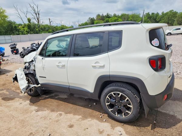 2023 JEEP RENEGADE LATITUDE 4X4