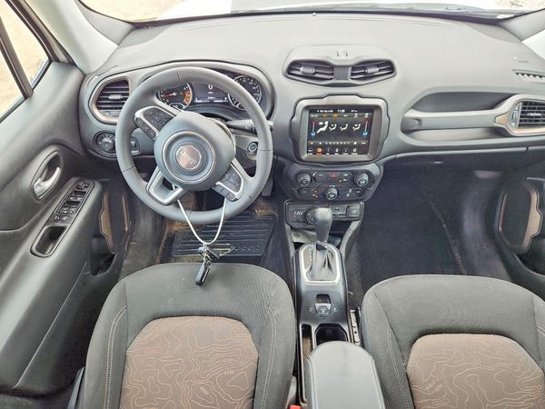 2023 JEEP RENEGADE LATITUDE 4X4