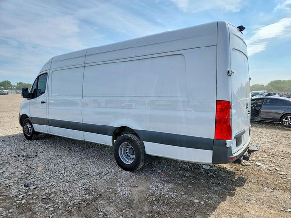 2024 MERCEDES-BENZ SPRINTER 907 (VS30)