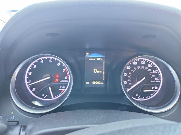 2018 TOYOTA CAMRY
