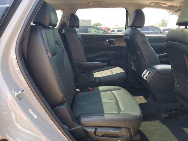 2024 KIA SORENTO