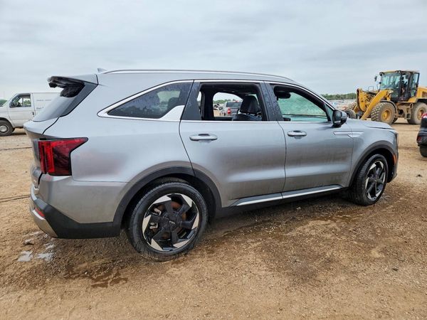 2025 KIA SORENTO