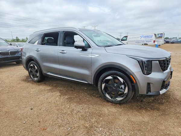 2025 KIA SORENTO