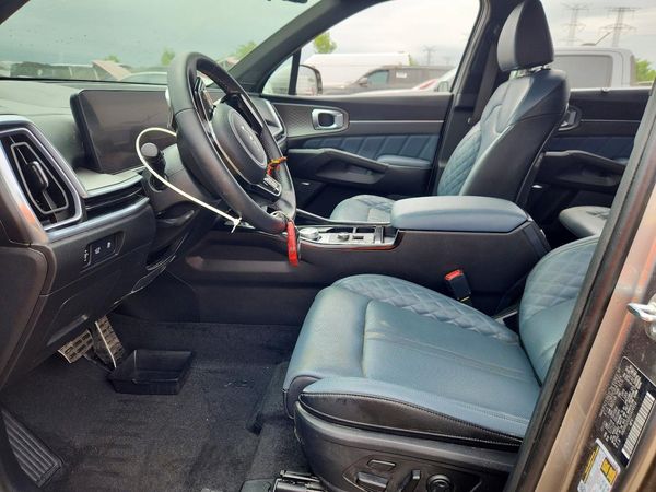 2025 KIA SORENTO