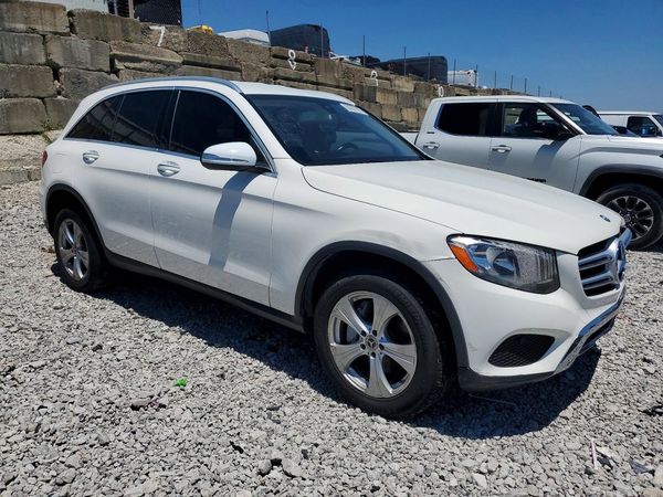2017 MERCEDES-BENZ GLC GLC300 Base-4M