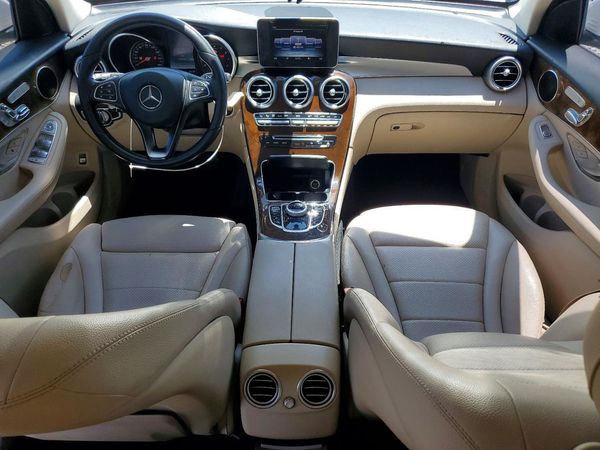2017 MERCEDES-BENZ GLC GLC300 Base-4M