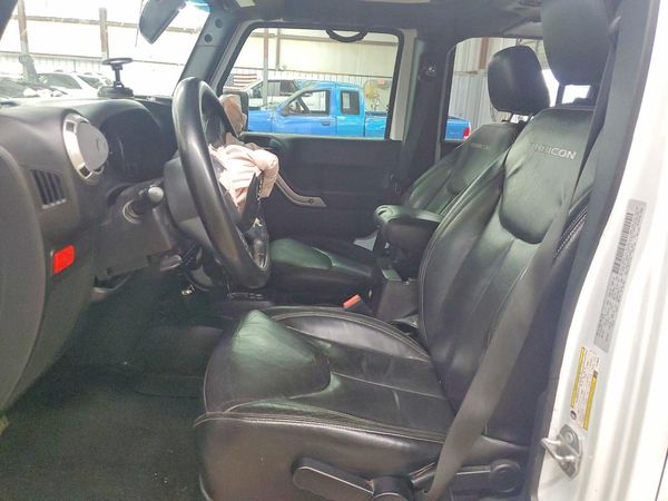 2015 JEEP WRANGLER Rubicon — DENT