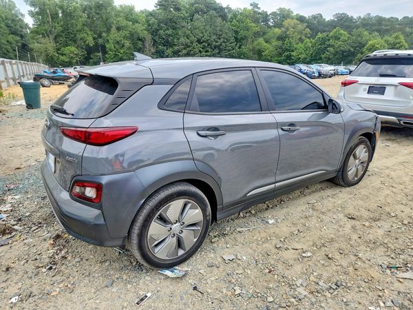 2021 HYUNDAI KONA