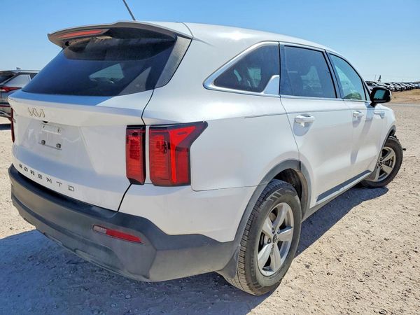 2022 KIA SORENTO