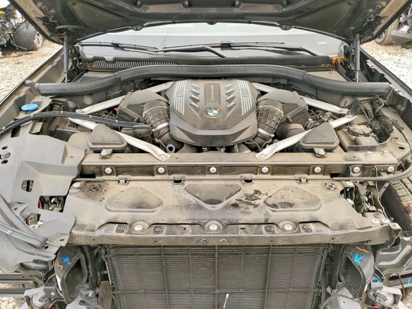 2021 BMW X5 M50i
