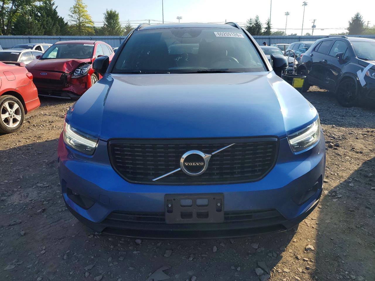 2020 VOLVO XC40 R-Design