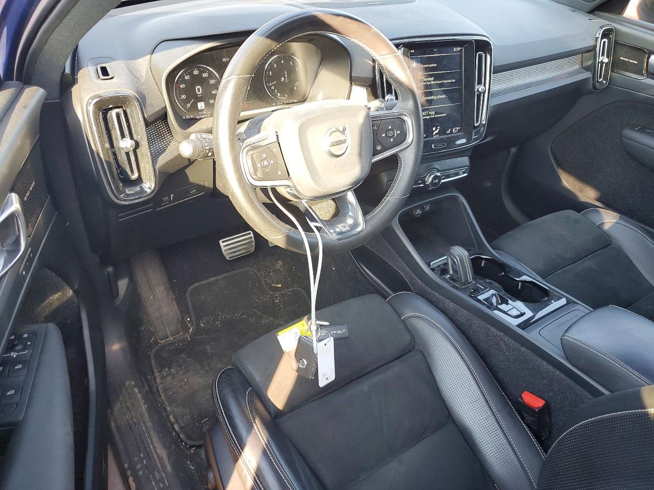 2020 VOLVO XC40 R-Design