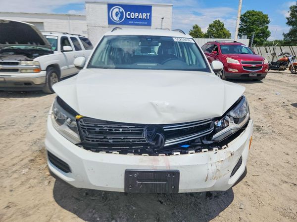 2017 VOLKSWAGEN TIGUAN