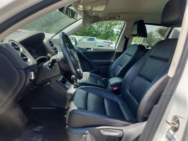 2017 VOLKSWAGEN TIGUAN