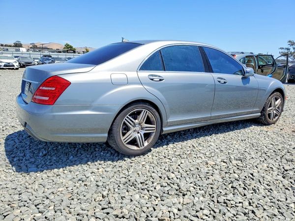 2013 MERCEDES-BENZ S S550