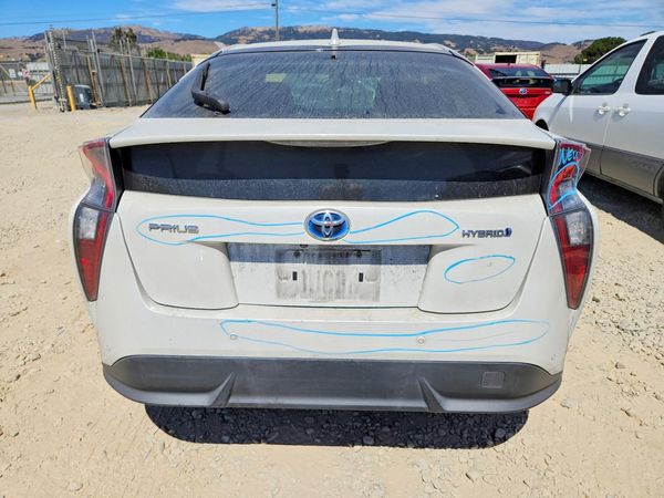 2017 TOYOTA PRIUS