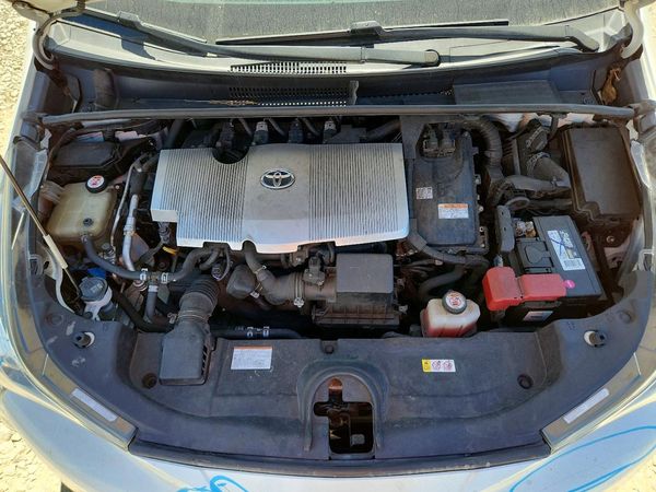 2017 TOYOTA PRIUS