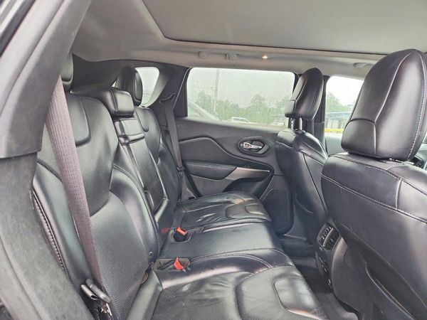 2019 JEEP CHEROKEE LIMITED 4X4