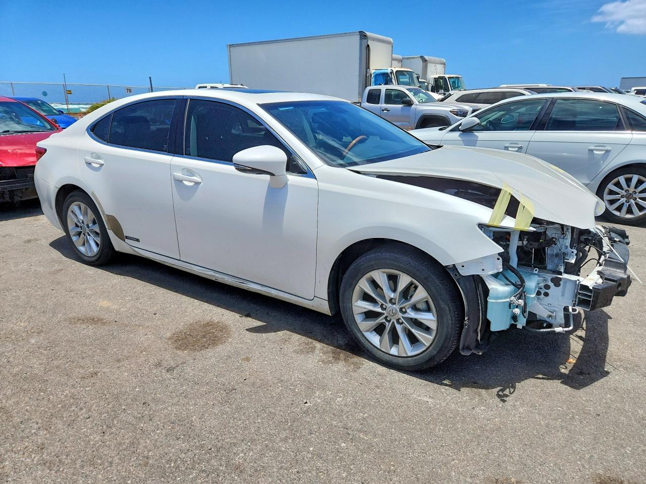 2014 LEXUS ES 300h
