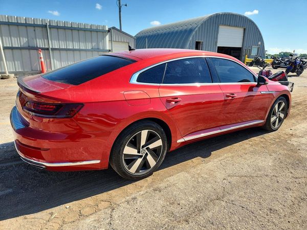 2021 VOLKSWAGEN ARTEON SE